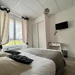 Les Camelias Hotel