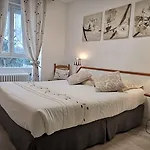 Les Camelias Hotel 2*