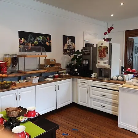 Les Camelias Hotel 2*