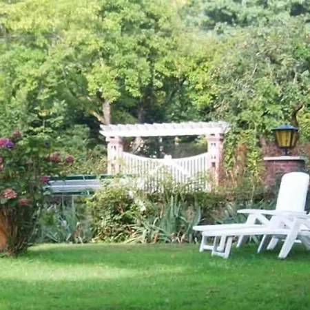 Les Camelias Bagnoles de l'Orne Normandie