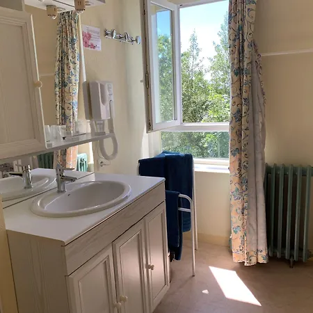 Hotel Les Camelias 2*