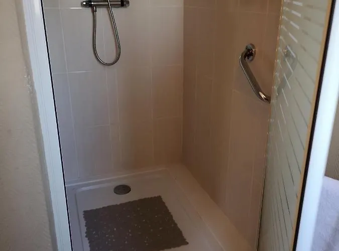 Hotel Les Camelias 2*