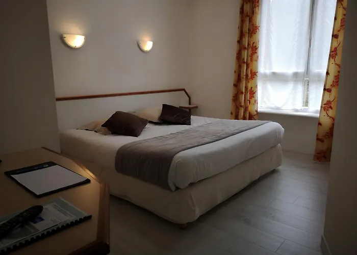 Les Camelias Hotel 2*