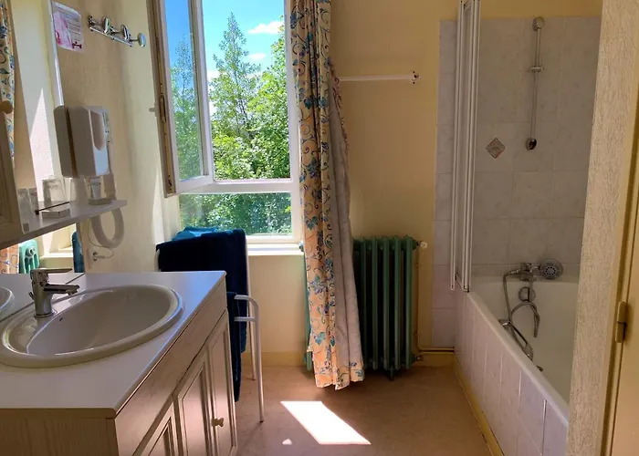 Les Camelias Bagnoles de l'Orne Normandie