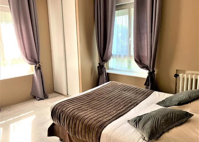 Les Camelias Bagnoles de l'Orne Normandie