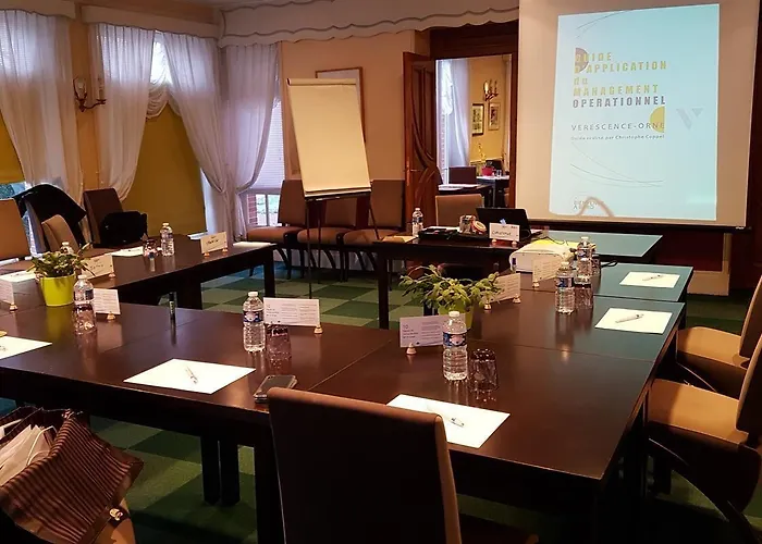 Les Camelias Hotel 2*