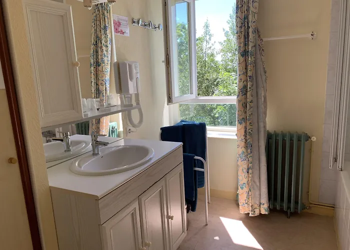 Hotel Les Camelias 2*